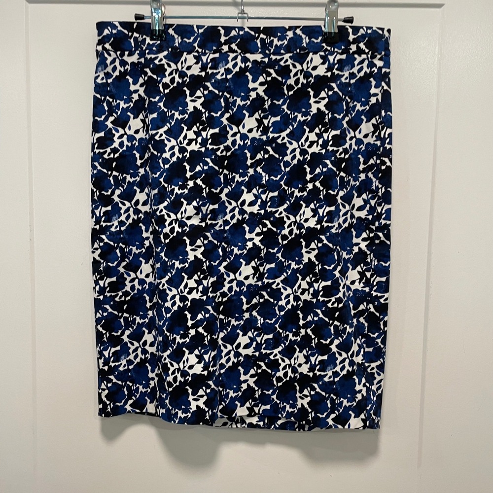 J. Crew Blue White Floral Cotton Pencil Skirt Style J6166 Size 6